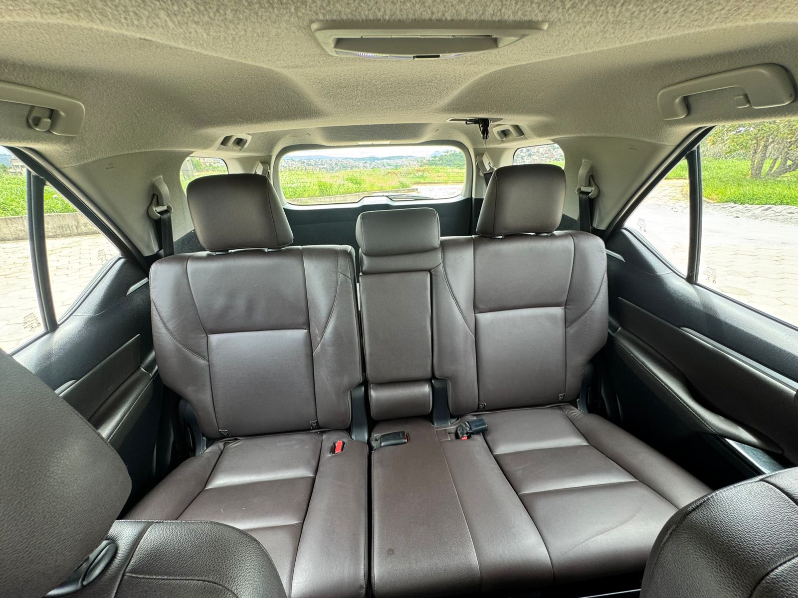 SW4 SRX 7 LUGARES 